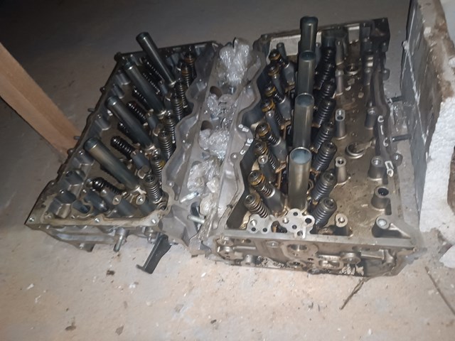 Головка циліндрів 100035A2A11 HONDA