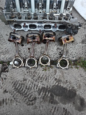 Шатун поршня двигуна 1115A065 MITSUBISHI