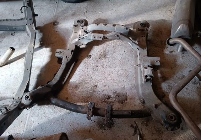 Передня балка 50200STXA02 HONDA