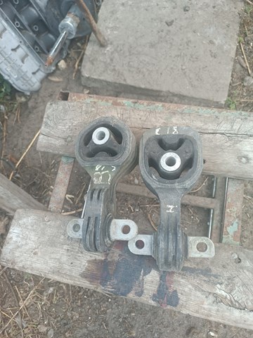 Задня подушка двигуна 50880TLAA02 HONDA