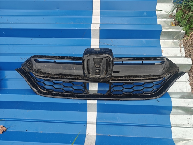 Решітка радіатора 71121TLAA60 HONDA