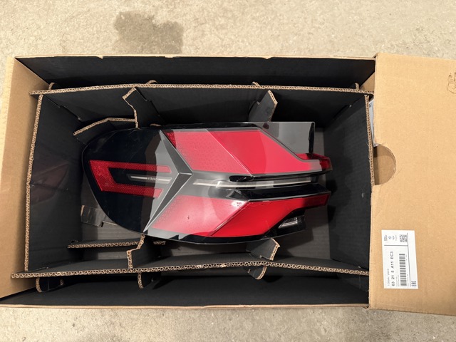 Стоп задній 63215A11EC3 BMW