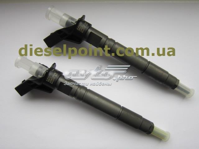 Форсунка дизельна в зборі, розпилювач + тримач A6460701487 MERCEDES