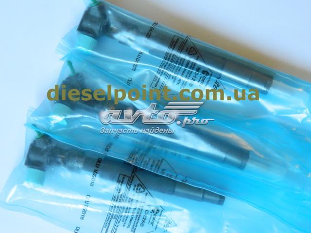 Форсунка дизельна в зборі, розпилювач + тримач A6510703087 MERCEDES