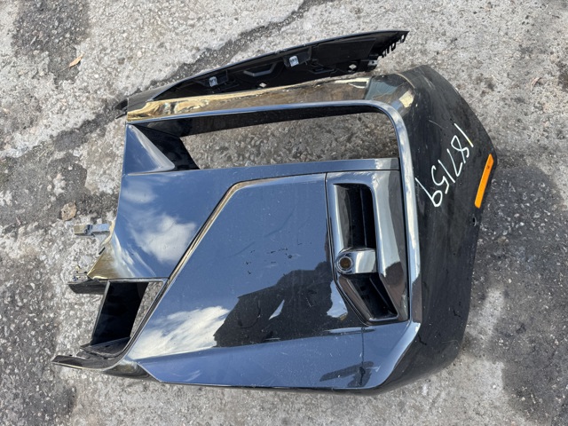 Бампер на авто 51115A52CF3 BMW