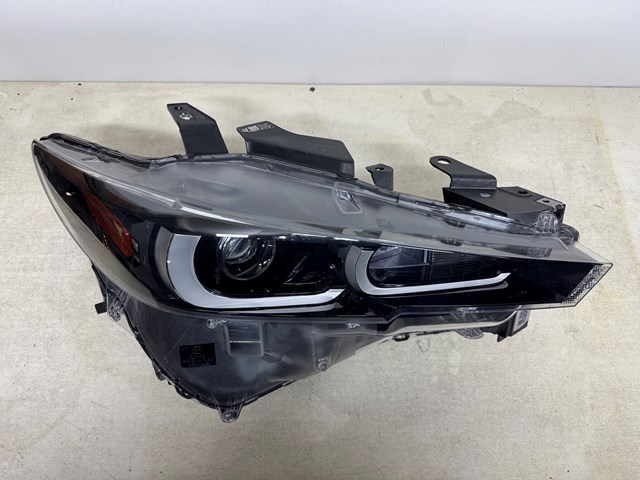 Фара правая KPF151030 MAZDA