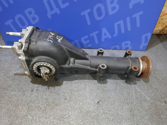 Редуктор заднього моста 38300AC370 SUBARU