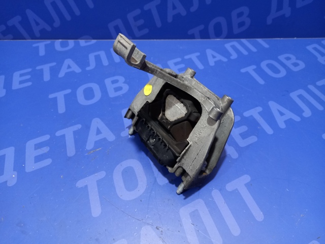 Права подушка мотора 3Q0199262 VAG