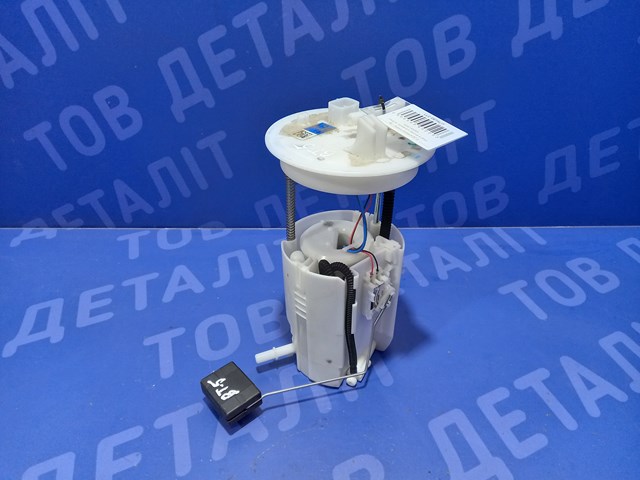 Паливний насос 42021AN00A SUBARU