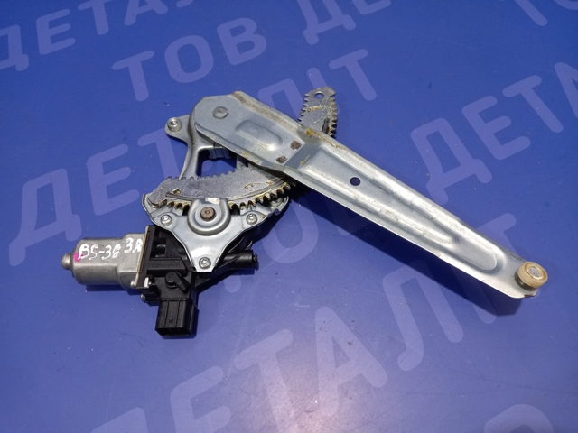 Склопідйомник задніх правих дверей 61042AL00A SUBARU