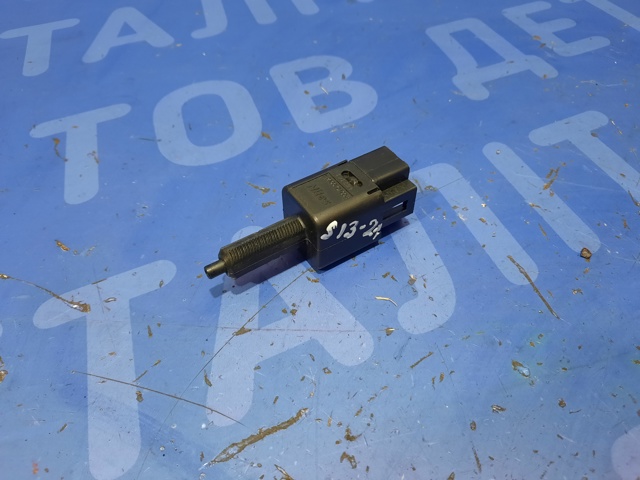 Вимикач сигналу гальмування 83311FG000 SUBARU