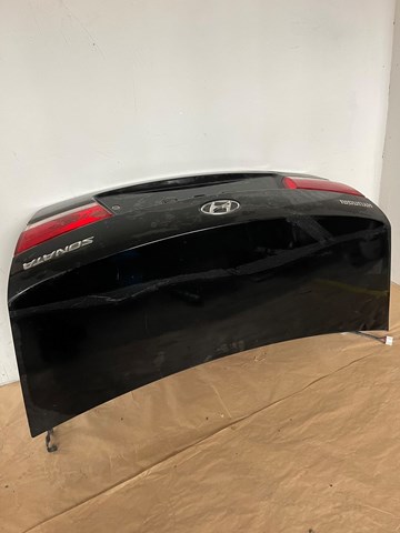 Кришка багажника кузова 692003K022 HYUNDAI