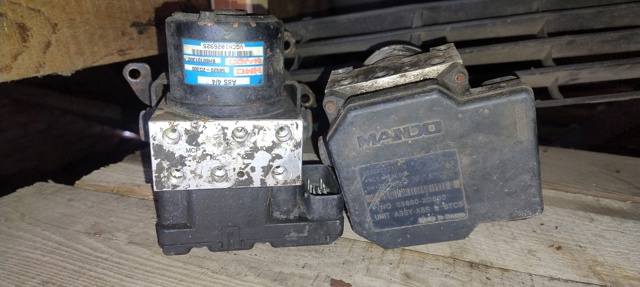 Блок АБС гідравлічний 589202D300 HYUNDAI