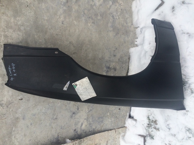 Переднє праве крило 90277839 OPEL