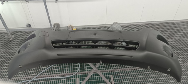 Бампер передній 620220006R RENAULT