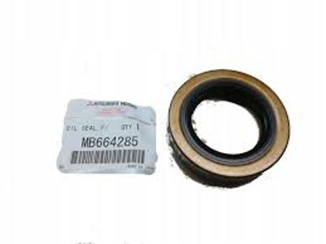 Сальник хвостовика редуктора переднього моста MB664285 MITSUBISHI