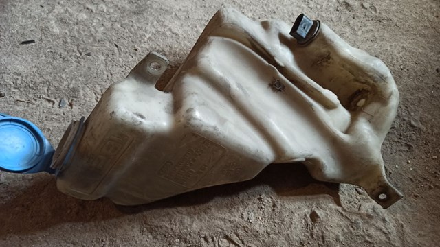 Бачок для омивайки Volkswagen Passat B5