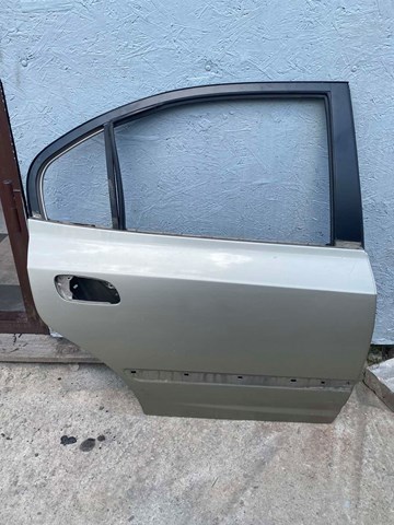 Двері задні в зборі 770042D031 HYUNDAI