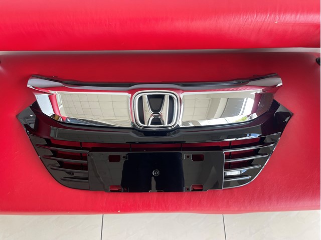 Захисна решітка радіатора 71121T7WA11 HONDA