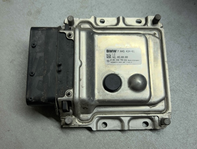 Блок управління AD BLUE 16197488140 BMW