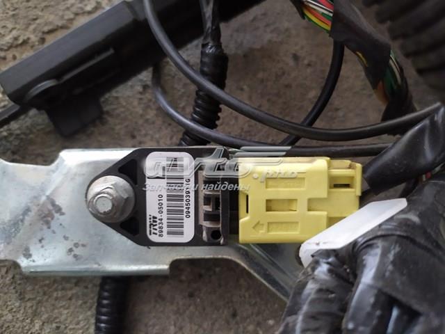 Датчик подушки безпеки 8983405010 TOYOTA