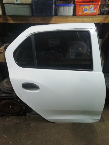 Двері задні, праві 821000293R RENAULT
