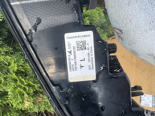 Ліхтар задній лівий 169149800F TESLA
