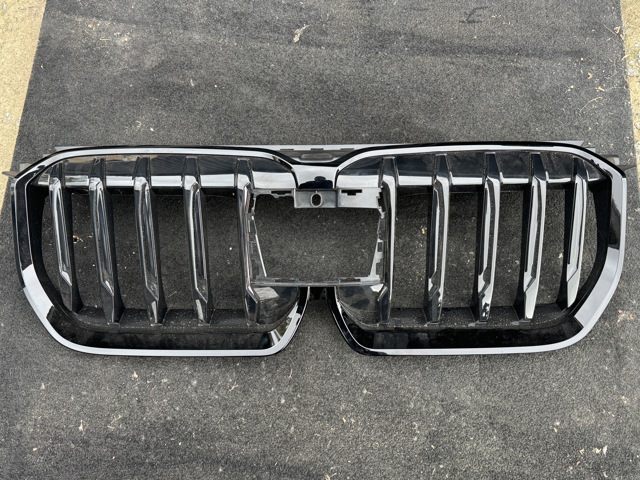 Решітка 9883426 BMW