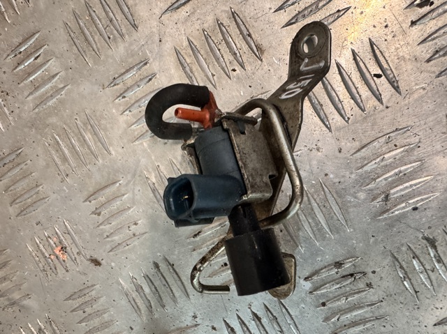 Клапан соленоїд регулювання заслонки EGR 2586030070 TOYOTA