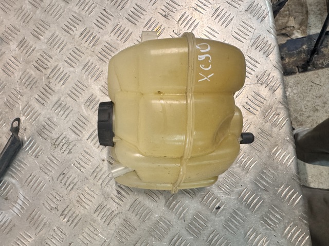 Бачок для води 31338291 VOLVO