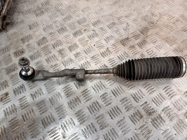 Поперечна рульова тяга ліва 32106884809 BMW