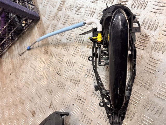 Ручка праих задніх дверей 51219491462 BMW