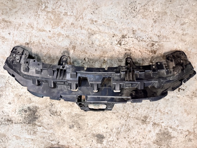 Облицювання радіатора 53114AQ010 TOYOTA