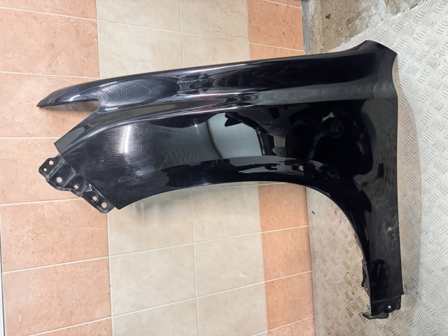 Переднє ліве крило 5380260E10 TOYOTA