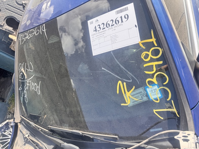 Вікно вітрове A2066704801 MERCEDES