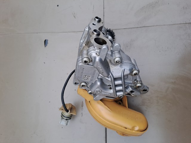 Помпа масляна 150007372R RENAULT