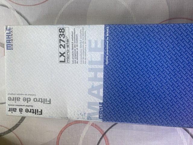 Автомобільний фільтр повітря LX2738 MAHLE