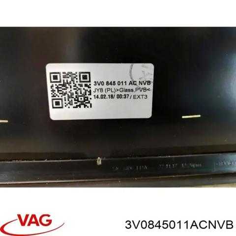 Переднє скло 3V0845011ACNVB VAG