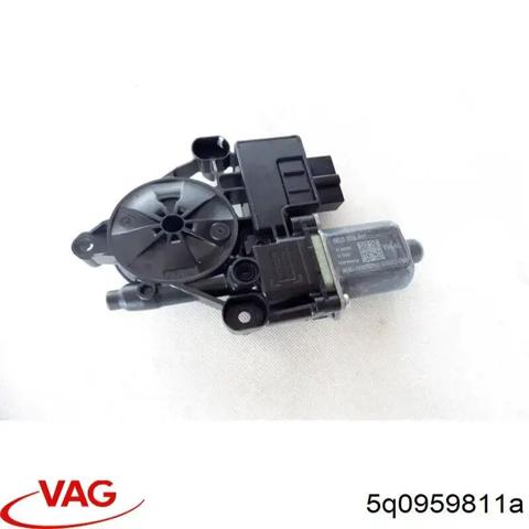 Мотор склопідйомника дверей задніх, лівих 5Q0959811A VAG