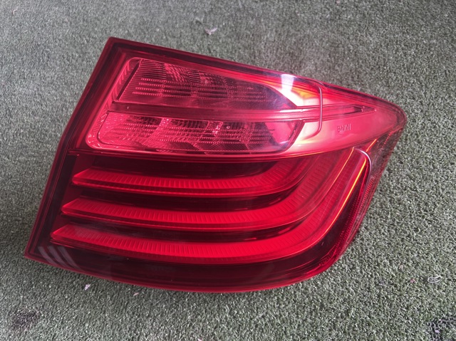 Ліхтар задній правий, зовнішній 63217306162 BMW