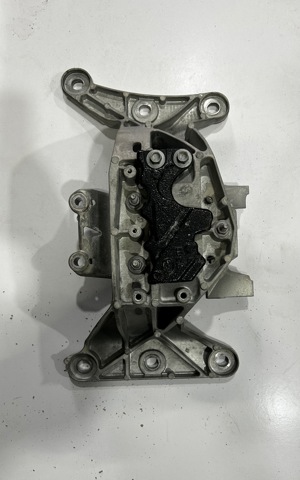 Кріплення трансмісії KR9P39381B MAZDA
