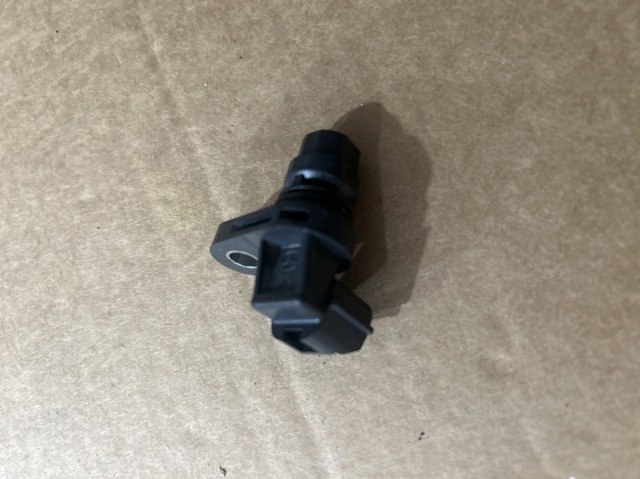 Датчик фаз PE0118230 MAZDA