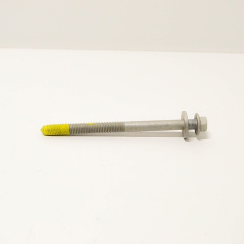 Болт подушки рами кузова LR051047 LAND ROVER