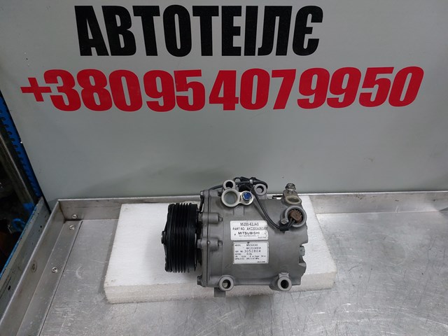 Компресор кондиціонера 9520062JA0 MITSUBISHI