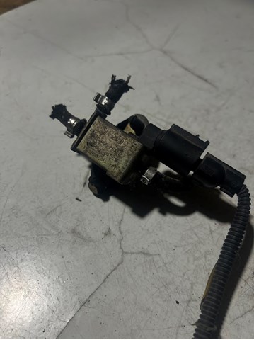 Перетворювач тиску (соленоїд) наддуву / EGR 028906283N VAG
