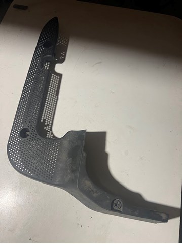 Кришка двигуна декоративна 06A119518C VAG