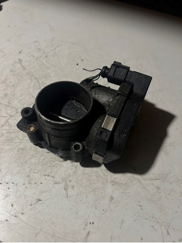 Заслінка повітряна 06F133062B VAG