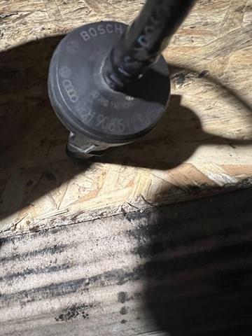 Клапан парів бака 06H906517B VAG