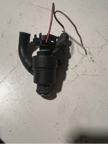 Форсунка вприску палива 1247931 BMW