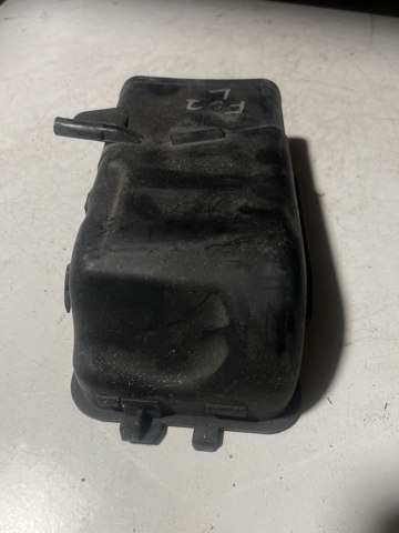 Повітроприймач 13717577471 BMW